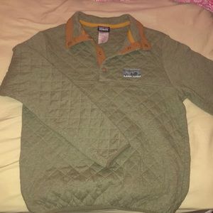 patagonia quilted snap t pull over